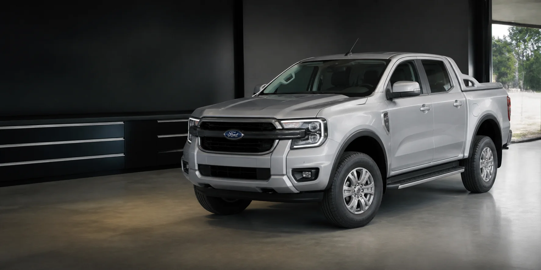 Polished silver Ford Ranger dual-cab ute